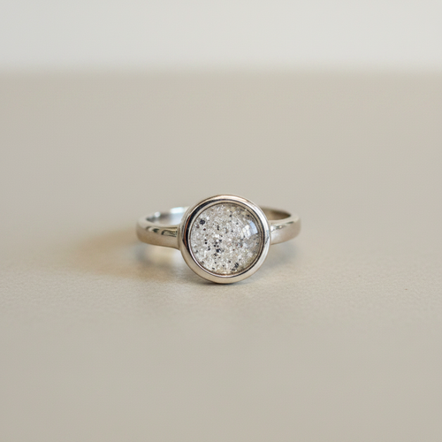 Elegance Memorial Ring